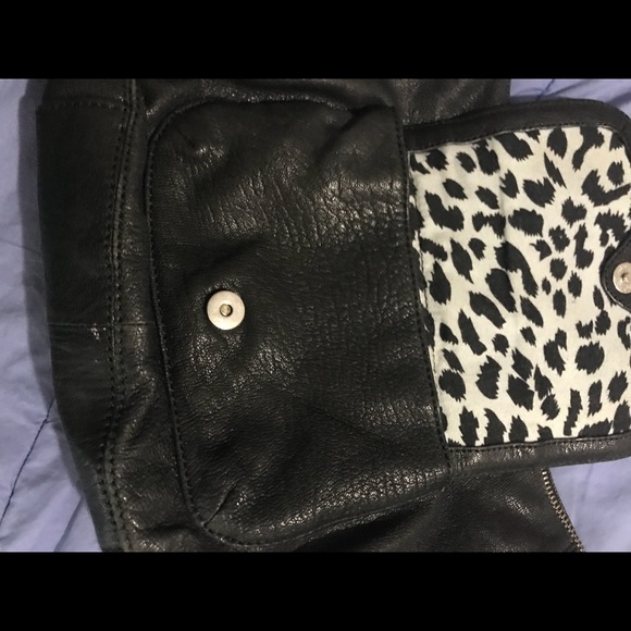 Betsy Johnson purse - Picture 3 of 8